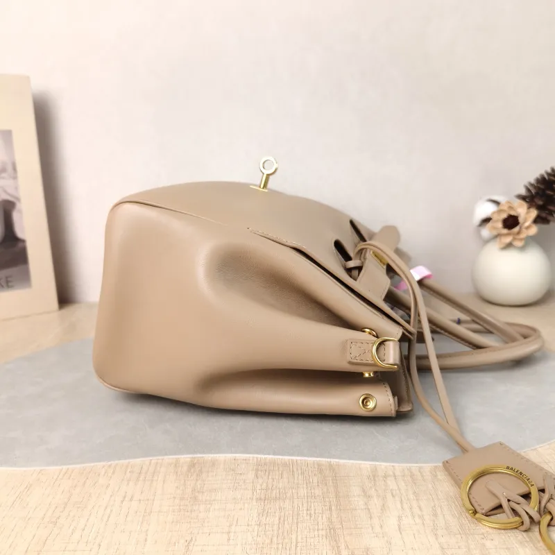 BALENCIAGA Top Handle Bag Bel air Calfskin Small 30 × 12 × 20.5 cm — detail view 8 of 10