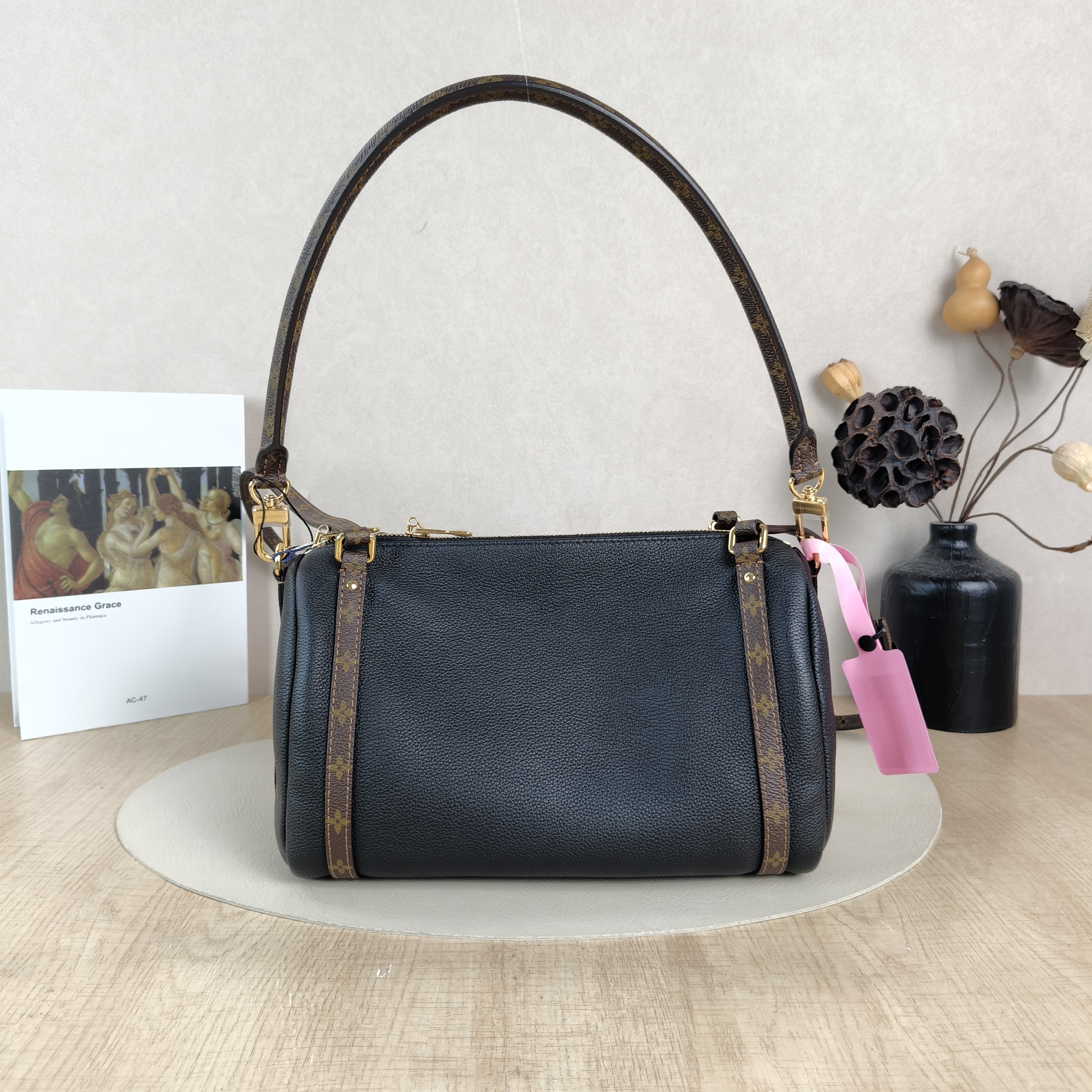 Louis Vuitton Shoulder Bag EXPRESS Shoulder Bag Black Calfskin Small26 × 13.5 × 17 cm — cover view 4 of 5
