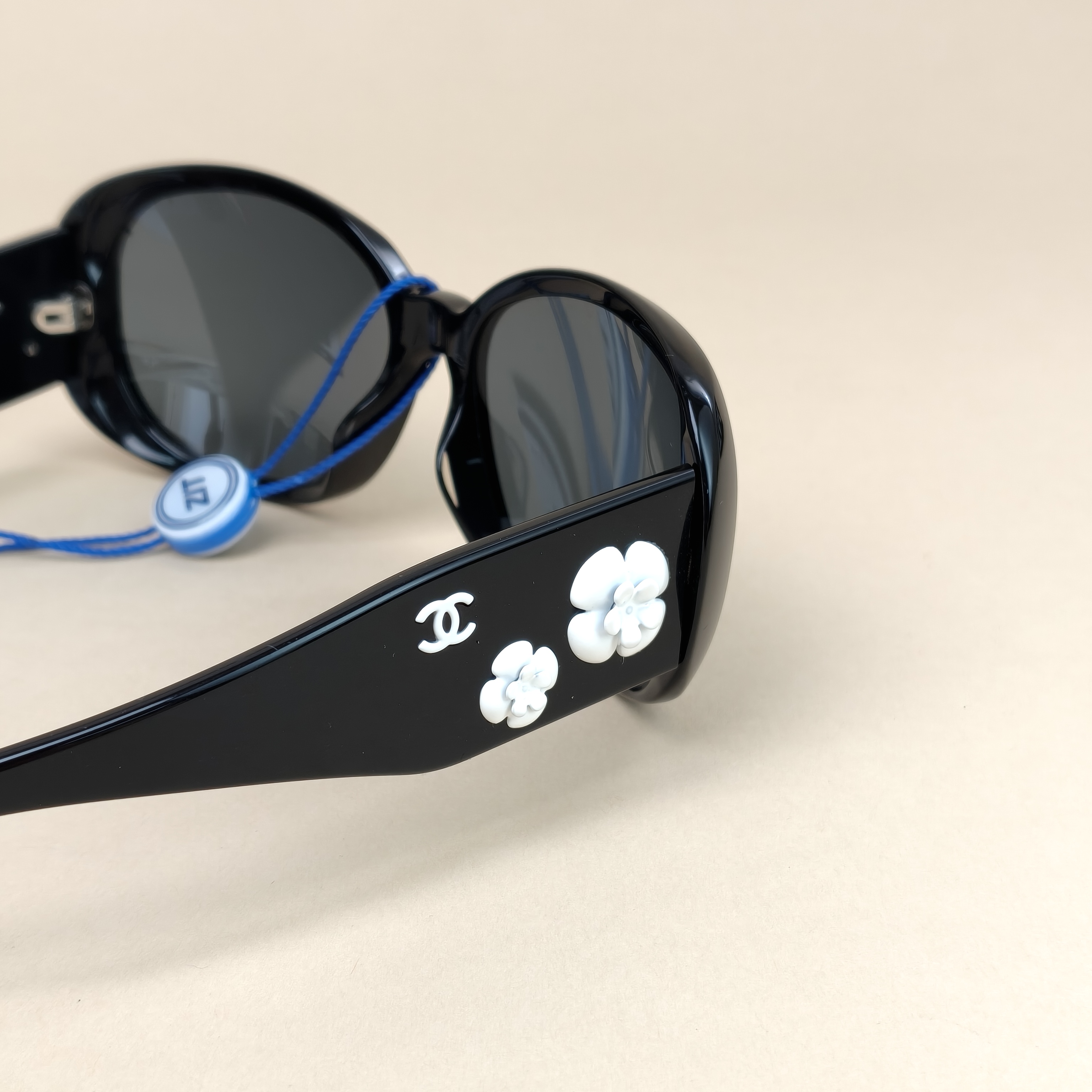 Chanel Eyewear Whitelogo Black One Size — cover view 8 of 10