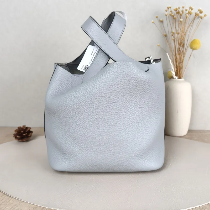 Hermès Top Handle Bag Picotin Lock 18 18 8U TC Calfskin Small 18 × 13 × 18 cm K — detail view 6 of 12