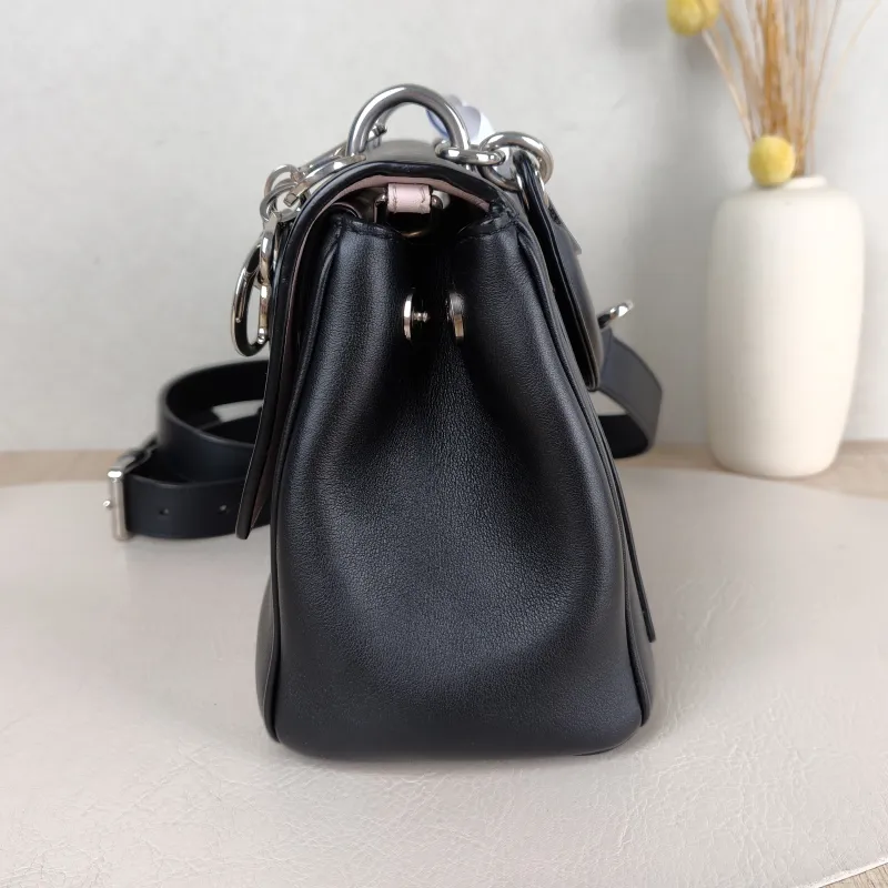 DIOR Top Handle Bag Be Black Calfskin Mini 20 × 11 × 16.5 cm — detail view 4 of 13