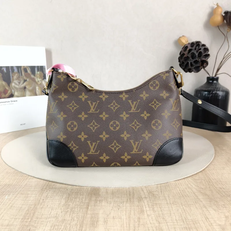 Louis Vuitton Crossbody Bag Boulogne PVC Small 26 × 9.5 × 16 cm — cover view 2 of 5