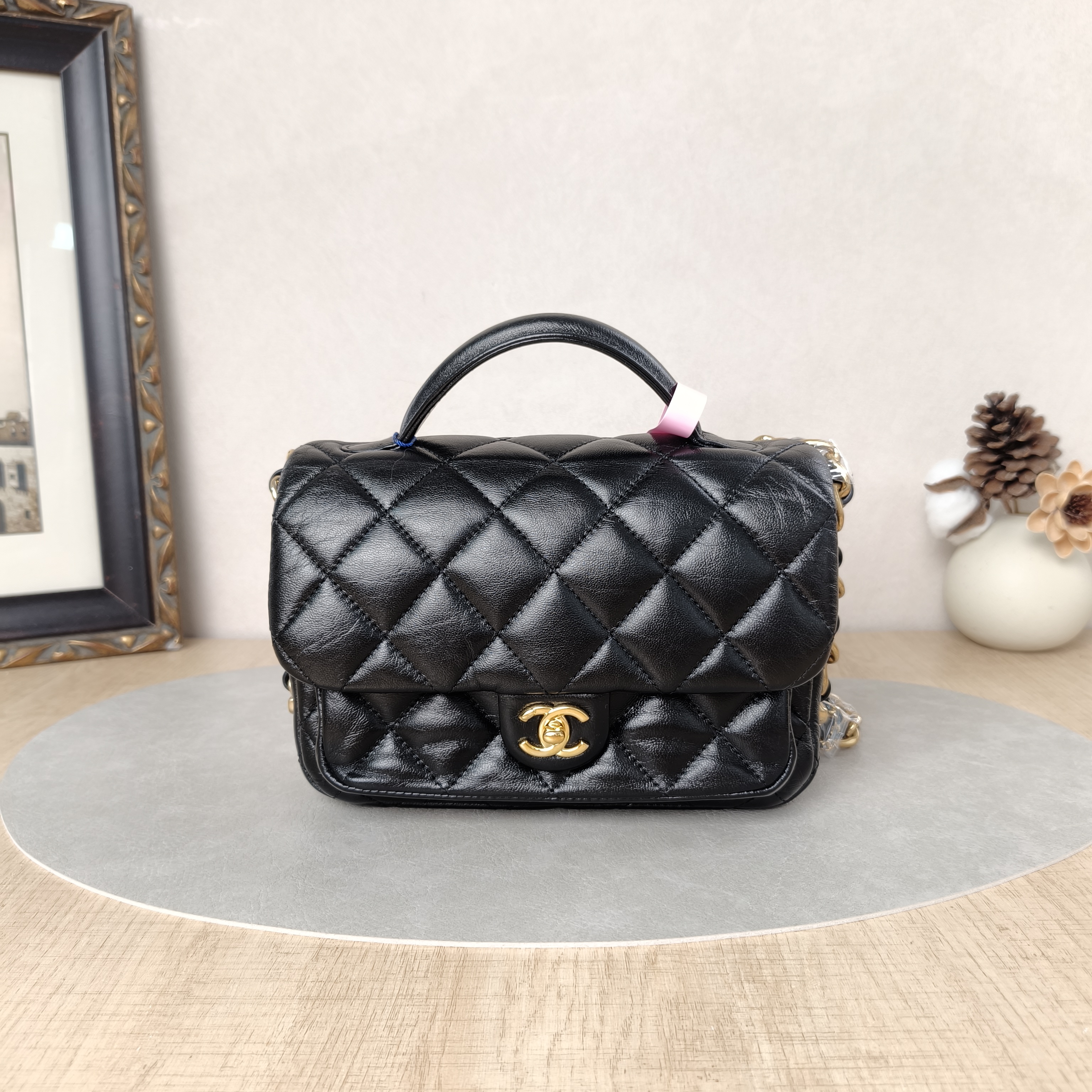 Chanel Crossbody Bag24a Messenger Bag Black Lambskin One Size20 × 7 × 13 cm