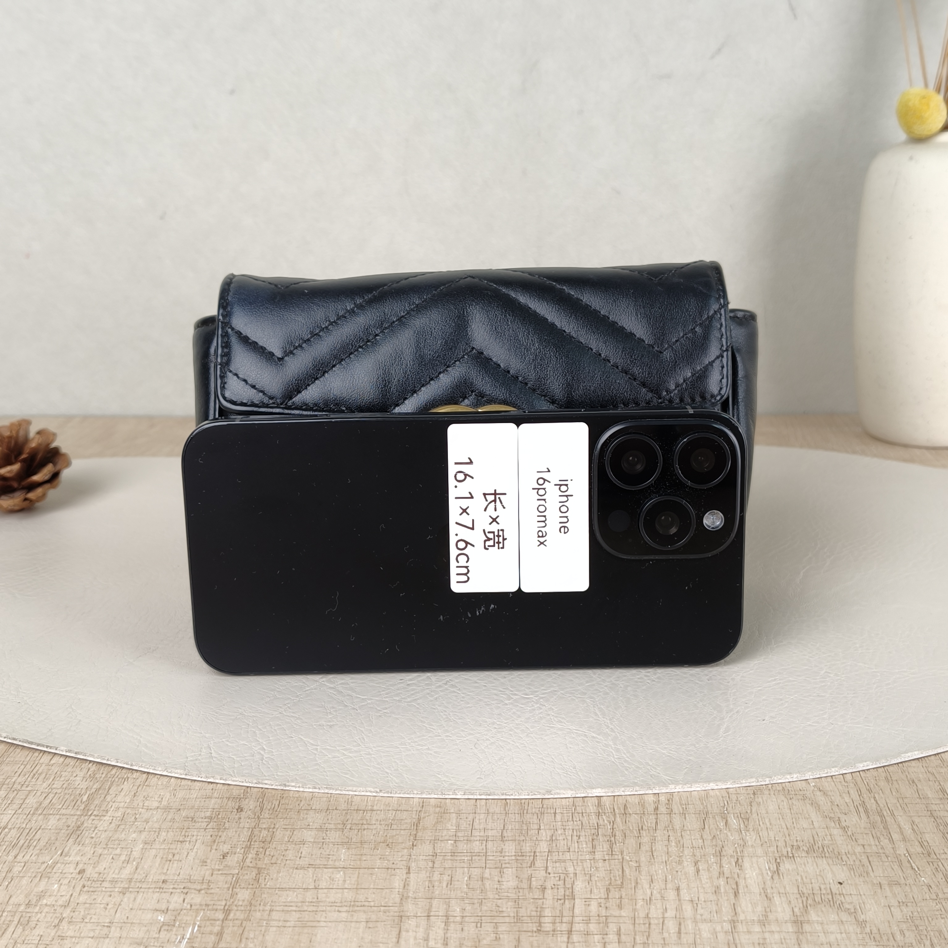 GUCCI Crossbody Bag GG Marmont Mini Marmont Mini Black Calfskinmini16.5 × 4.5 × 9.5 cm — cover view 4 of 6