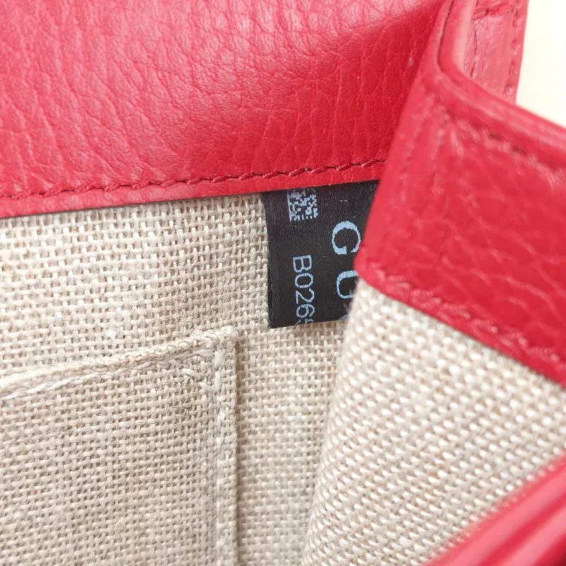 GUCCI Crossbody Bag g Collection Red Calfskin Small 20 × 9 × 16 cm — detail view 13 of 13