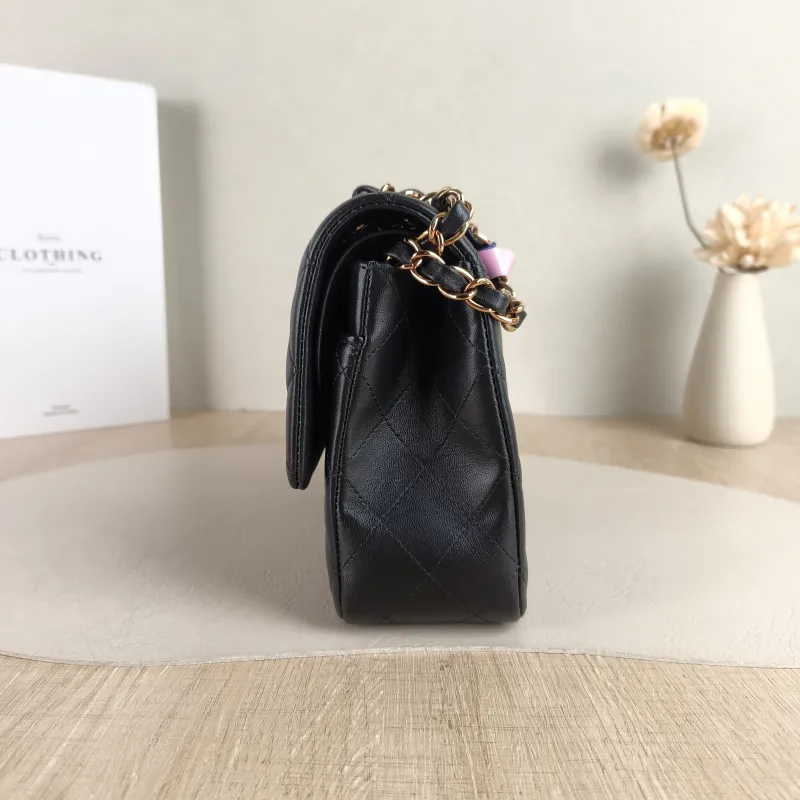 Chanel Crossbody Bag Classic Flap CF Black Lambskin Medium 25.5 × 6.5 × 15.5 cm — detail view 11 of 13