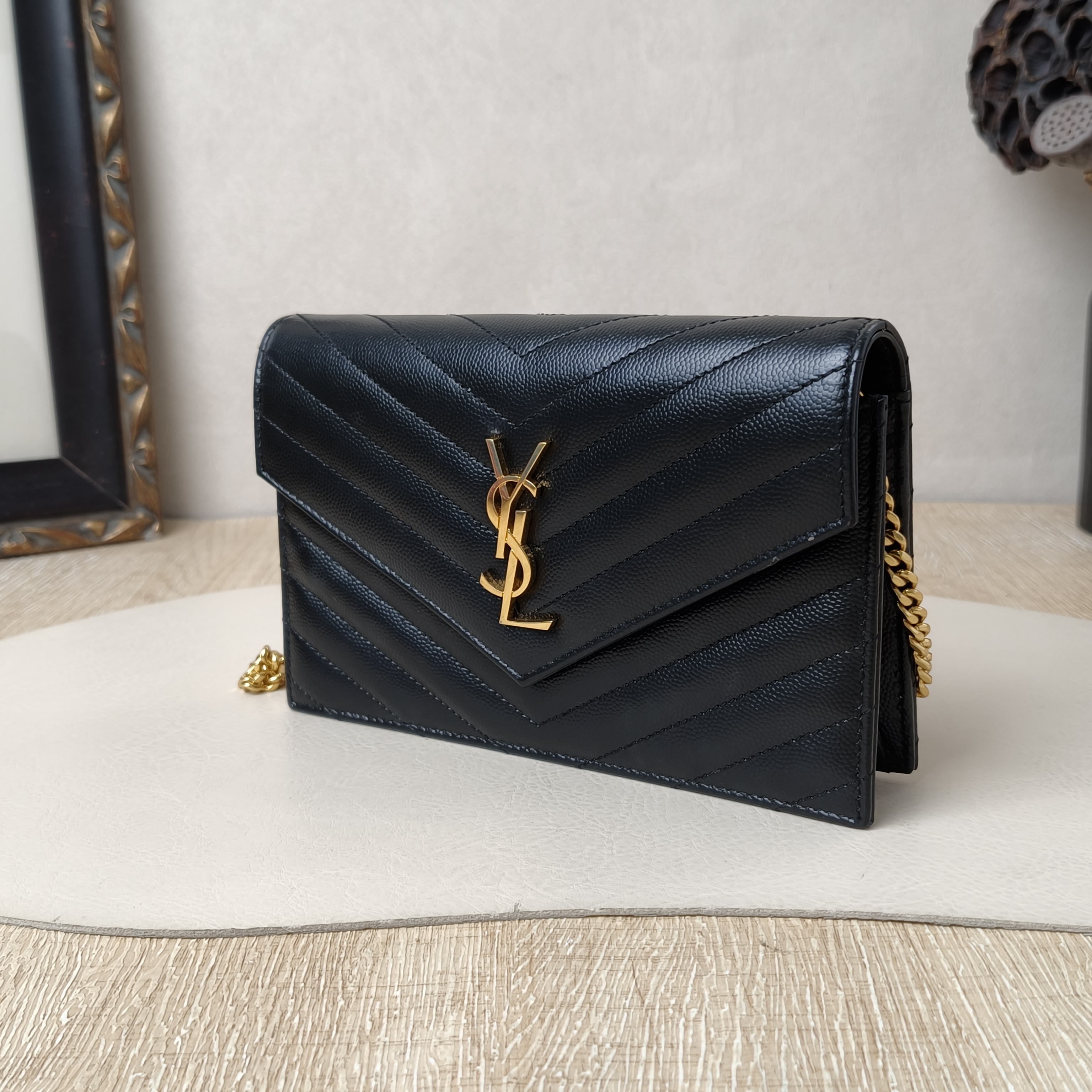 SAINT LAURENT Small Black with Gold-Tone Hardware Calfskin · Shoulder Strap · 19 × 3 × 12 cm — cover view 9 of 10