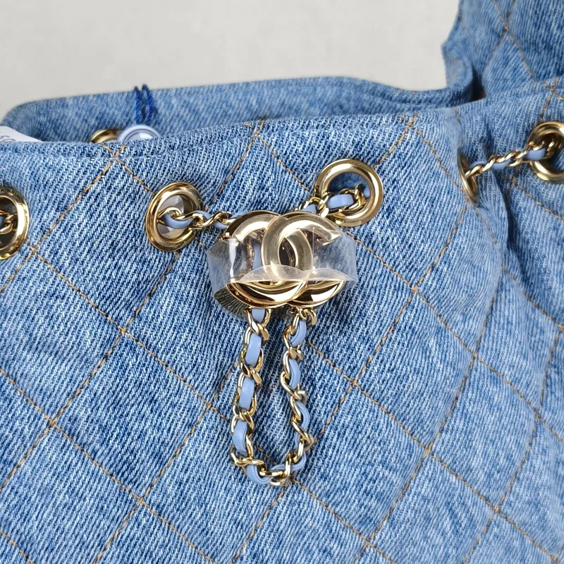 Chanel Crossbody Bag 25Bag Blue Mini 22 × 12.5 × 20 cm — detail view 2 of 12