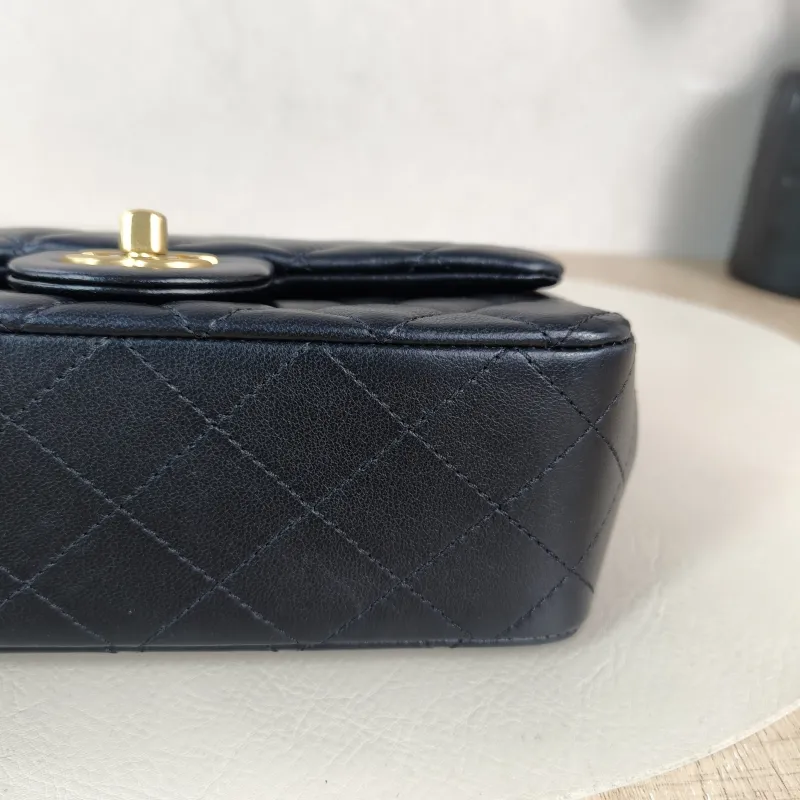 Chanel Crossbody Bag Classic Flap Large Mini CF Mini Black Lambskin mini 20 × 6 × 12 cm — detail view 1 of 11