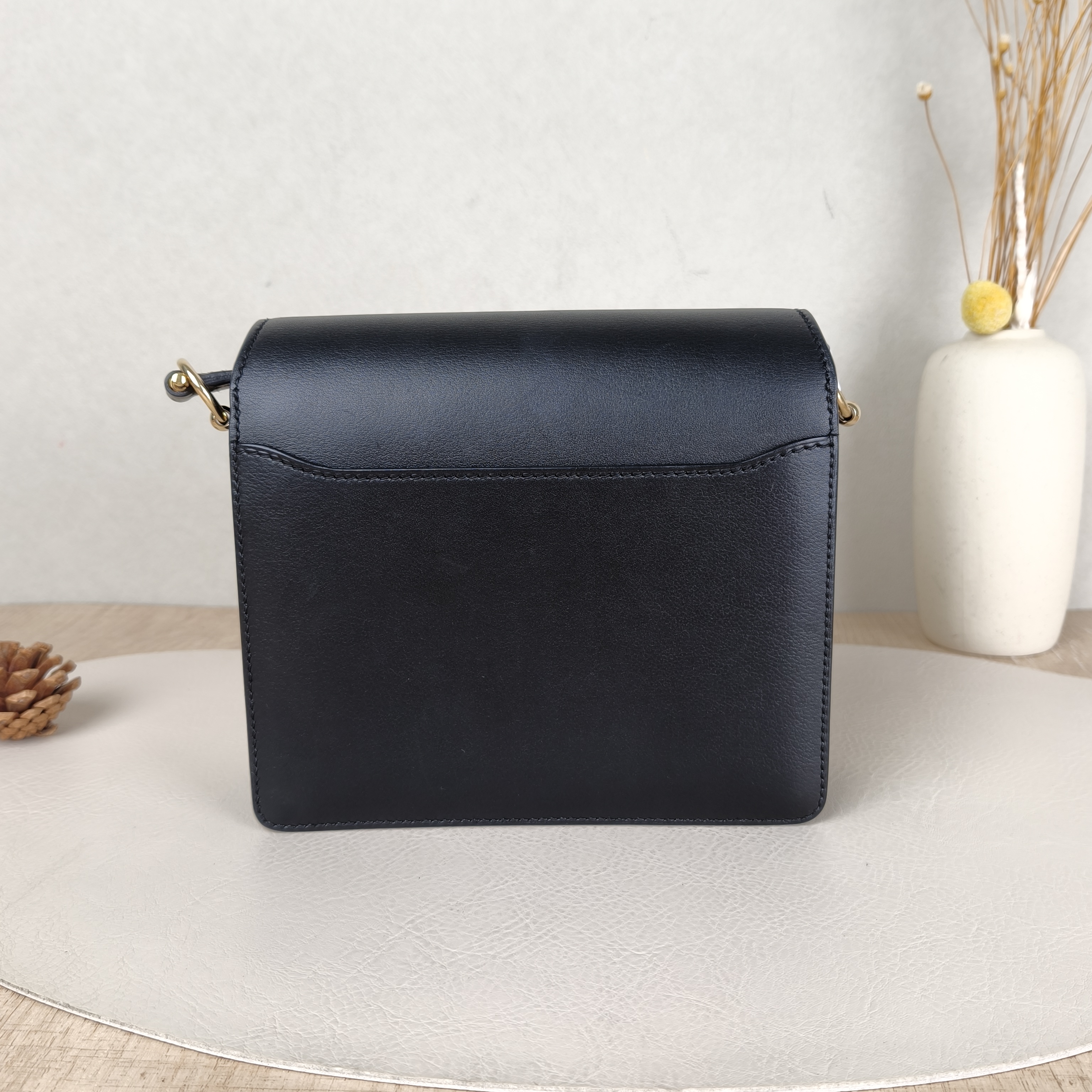 Hermès Crossbody Bag Roulis 19 Black Calfskin18 × 6 × 15 cm — cover view 3 of 5