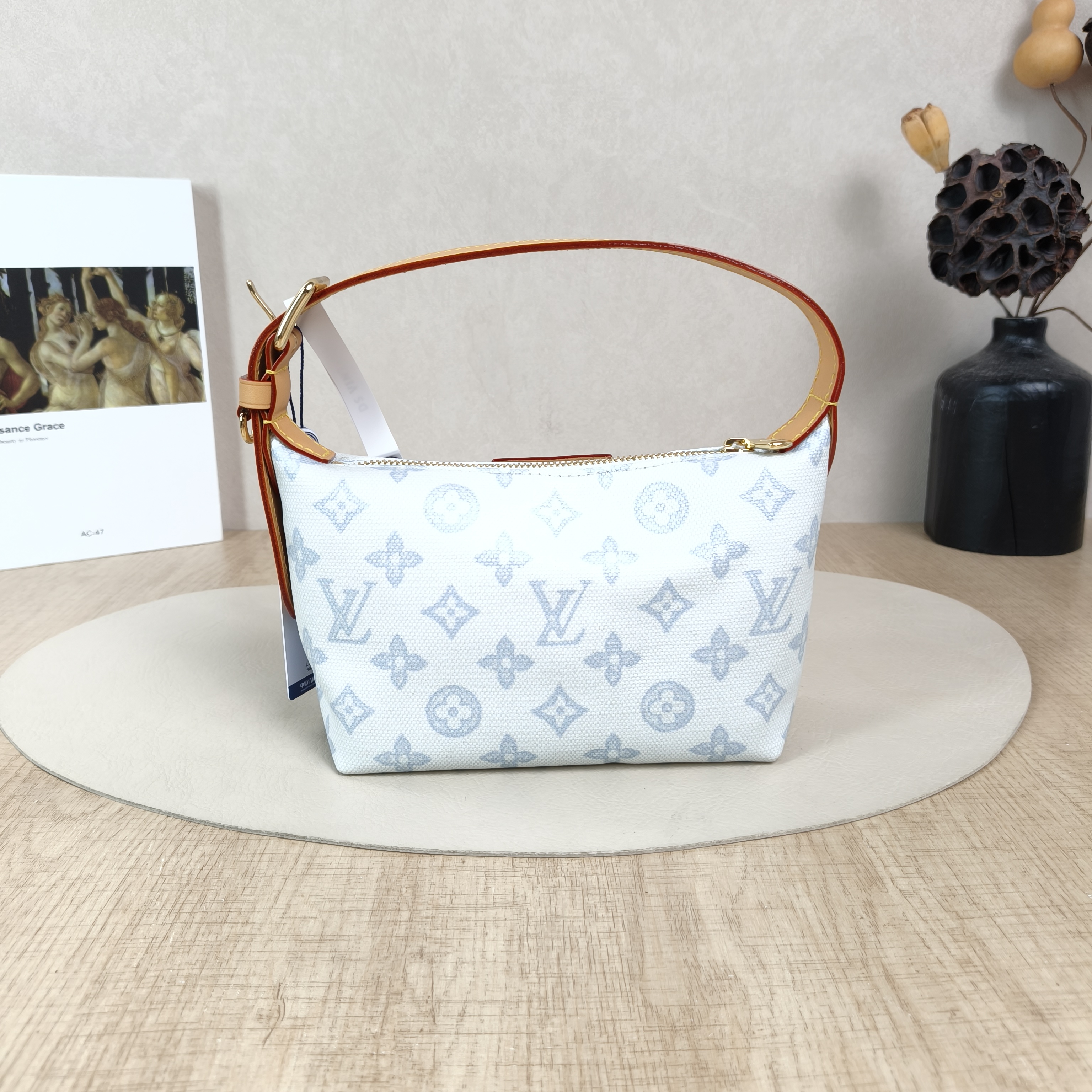 Louis Vuitton Shoulder Bag Pochette Hills Blue PVC18.5 × 6.5 × 11 cm — cover view 6 of 6