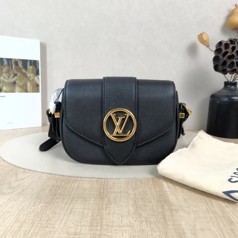 Louis Vuitton Crossbody Bag Pont 9 Soft Messenger Bag Black Calfskin Small21 × 6.5 × 15 cm — cover view 4 of 6