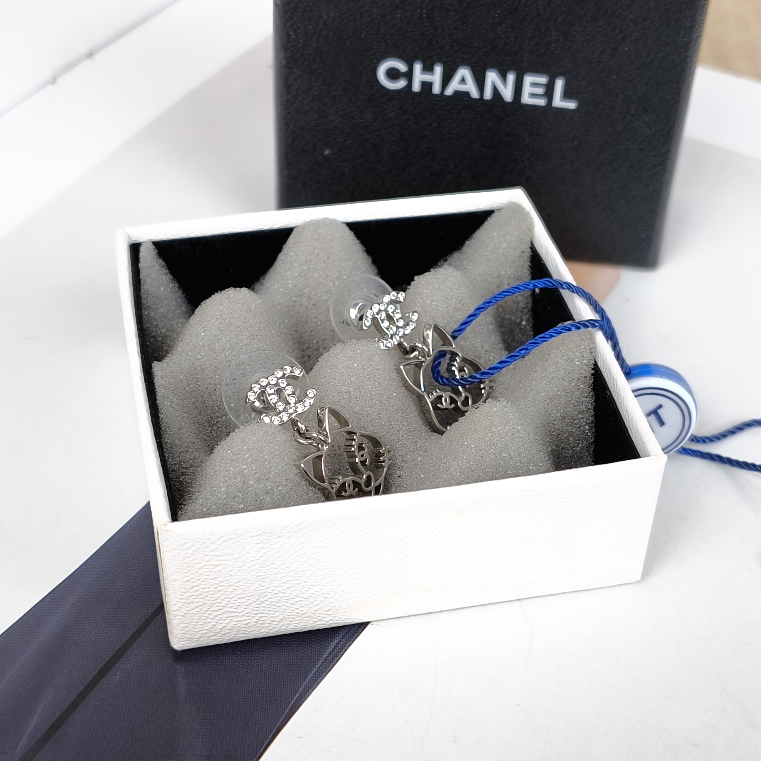Chanel Earrings c Earrings Silver One Size — cover view 10 of 10