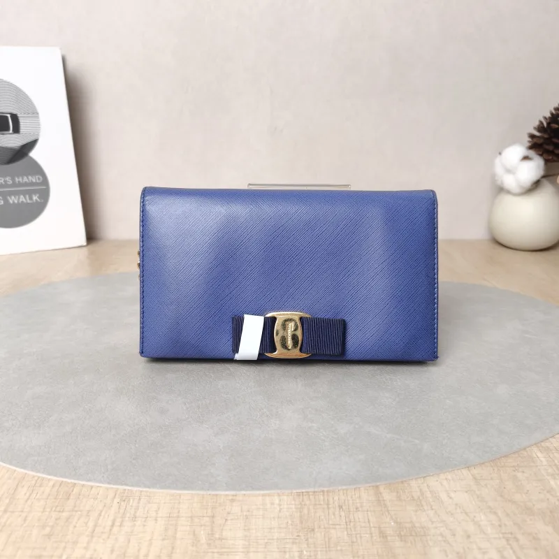 FERRAGAMO Crossbody Bag Chain Bag Blue Calfskin One Size19 × 2 × 11 cm