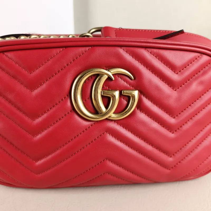 GUCCI Crossbody Bag GG Marmont Marmont Camera Bag Red Calfskin Small 24 × 7 × 13 cm — detail view 10 of 10