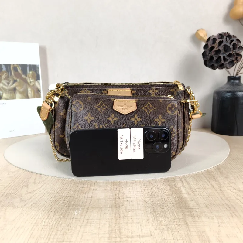Louis Vuitton Crossbody Bag Multi Pochette Accessoires Shoulder Strap PVC Small24 × 4 × 13.5 cm — cover view 3 of 5