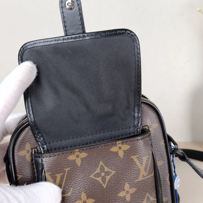 Louis Vuitton Crossbody Bag Christopher Camera Bag Monogram PVC Mini 15 × 8 × 17 cm — detail view 8 of 10
