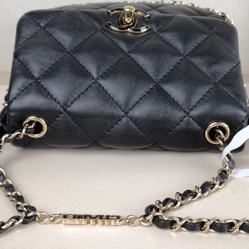 Chanel Backpack logo Backpack Black Lambskin 19 × 6 × 17 cm — detail view 6 of 13