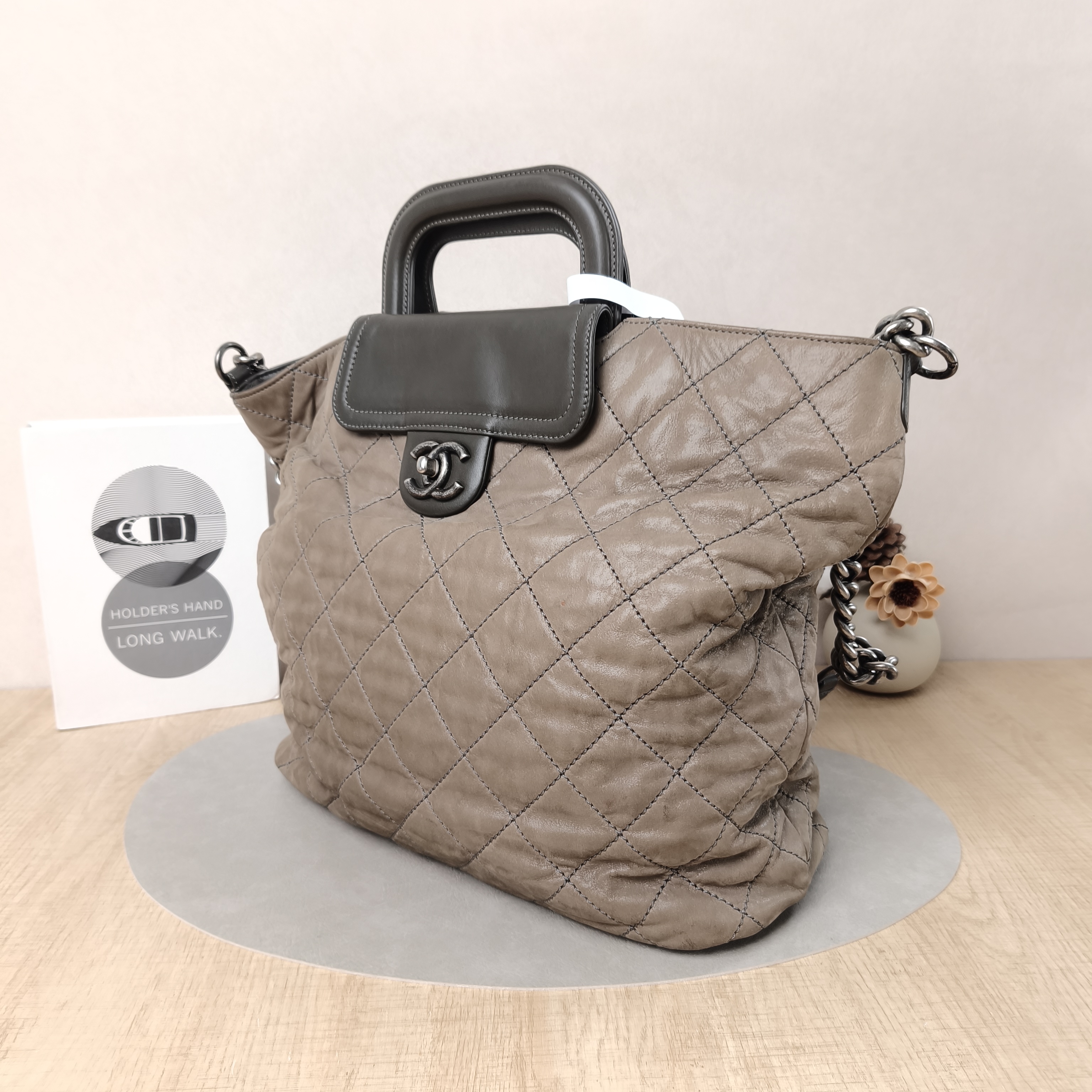Chanel Top Handle Bag Top Handle Crossbody Bag Brown Waxed Leather One Size34 × 14 × 30 cm — cover view 4 of 5