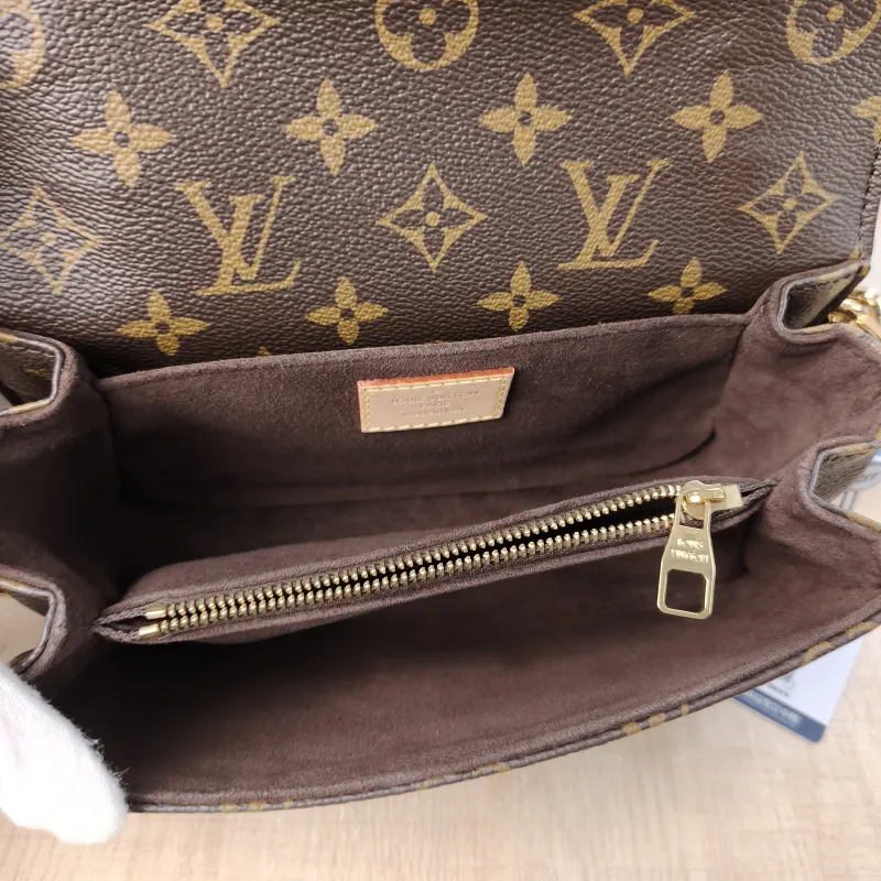 Louis Vuitton Crossbody Bag Monogram PVC Small 21.5 × 6 × 13.5 cm — detail view 8 of 14