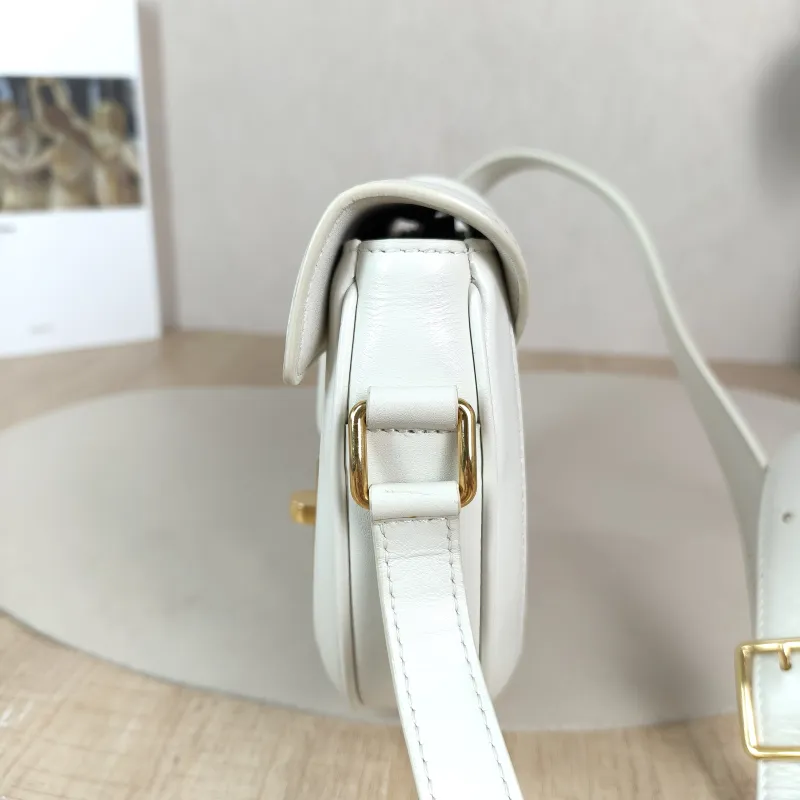 CELINE Crossbody Bag Besace 16 White Calfskin Small 19 × 6 × 17 cm — detail view 8 of 11
