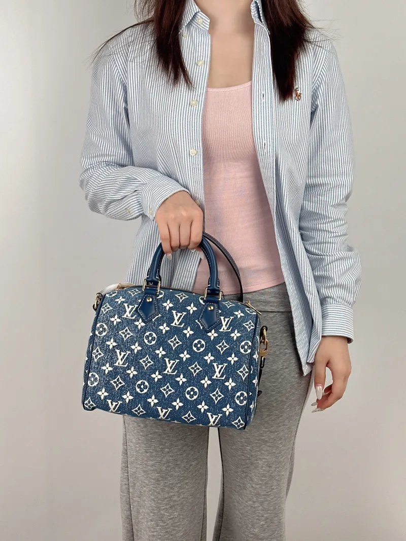 Louis Vuitton Crossbody Bag Speedy25 Blue Medium 25 × 15 × 19 cm — on-model view 1 of 3