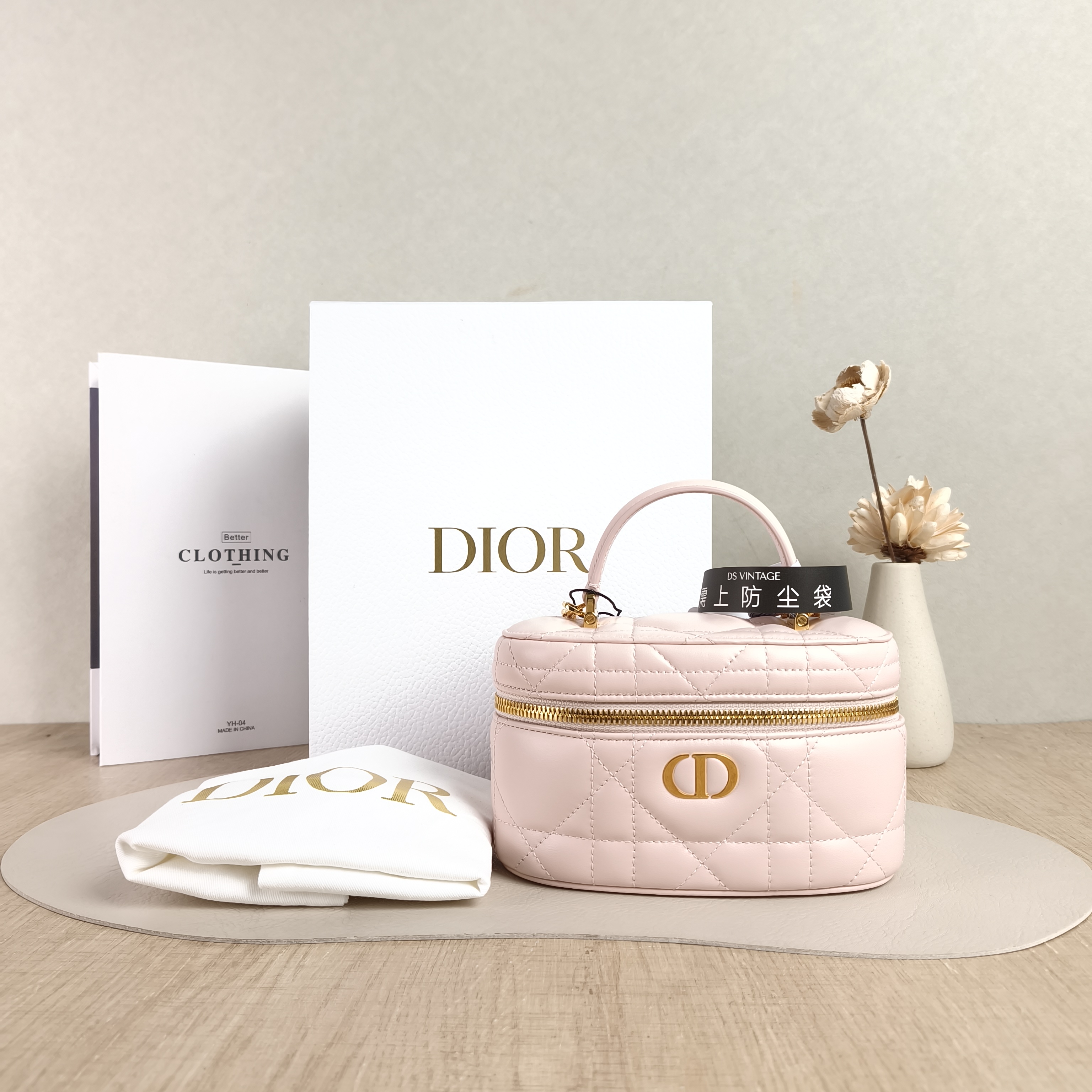 DIOR Shoulder Bag Caro Vanity Cosmetic Bag Pink Lambskinmini16.5 × 8.5 × 10 cm — cover view 2 of 6