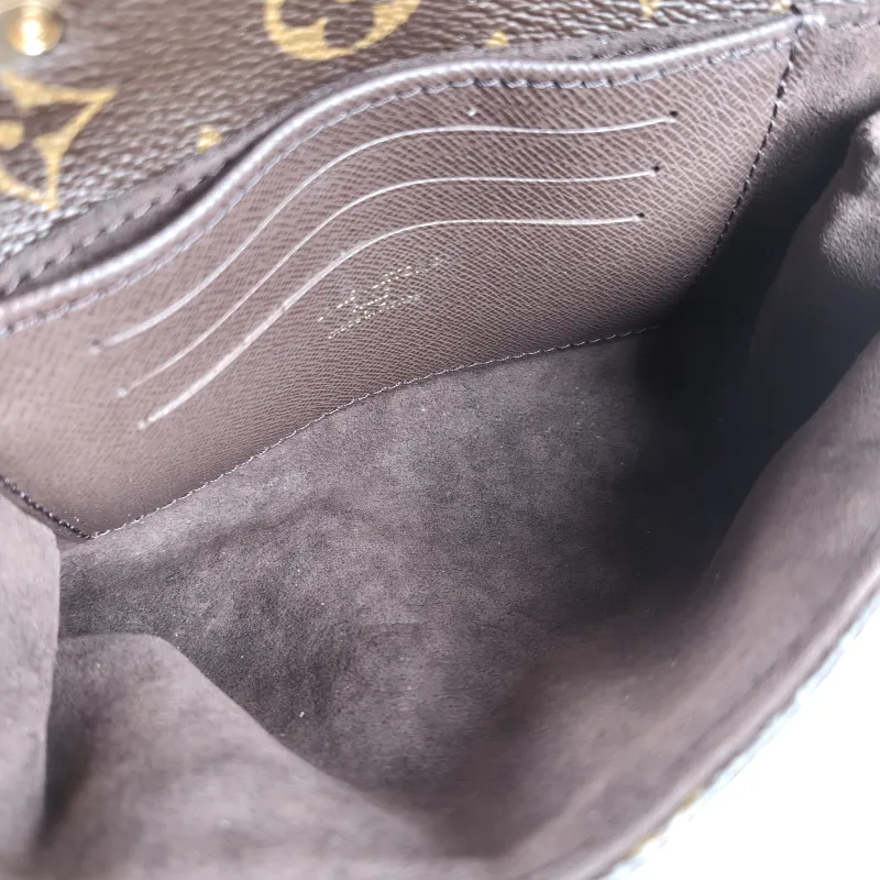 Louis Vuitton Crossbody Bag MADELEINE Monogram PVC nano 21 × 6 × 12.5 cm — detail view 4 of 13