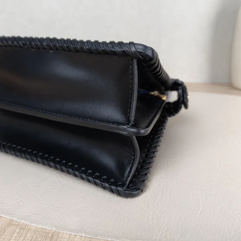FENDI Crossbody Bag Peekaboo Crossbody Bag Black Woven 20 × 10 × 15 cm — detail view 8 of 10
