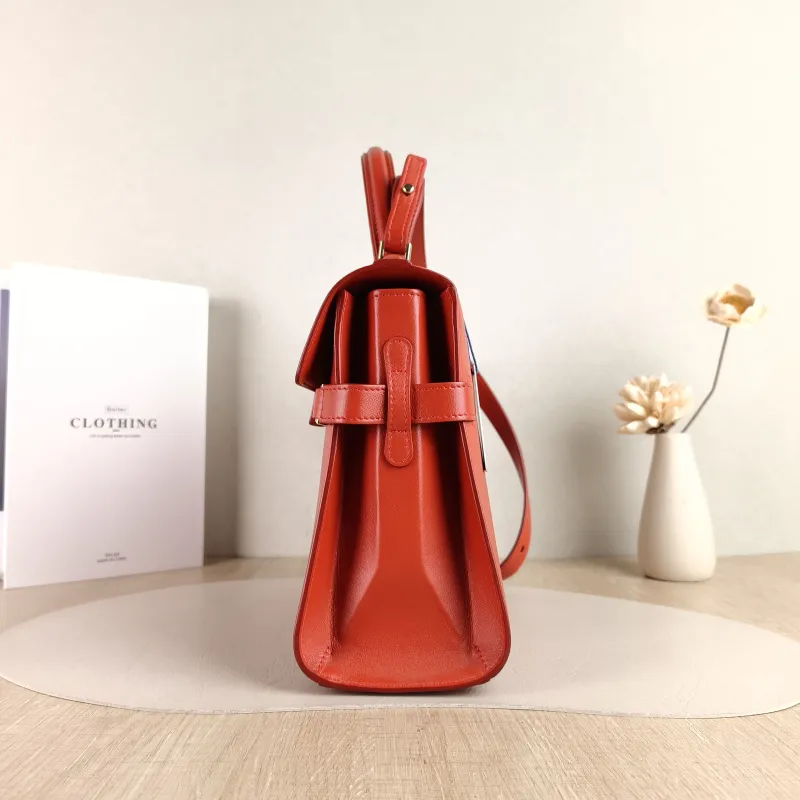 DELVAUX Crossbody Bag Tempete Top Handle Bag Red Calfskin Medium 27.5 × 9 × 23 cm — detail view 5 of 13