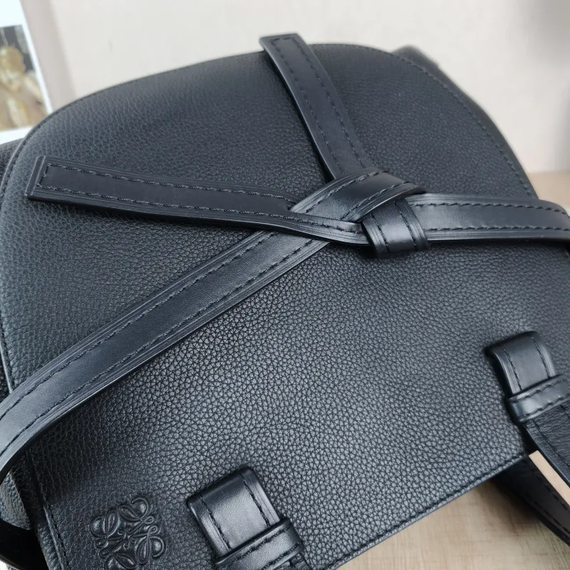 LOEWE Crossbody Baggate handbag Top Handle Bag Black Calfskin Small30 × 12 × 23.5 cm — detail view 8 of 12