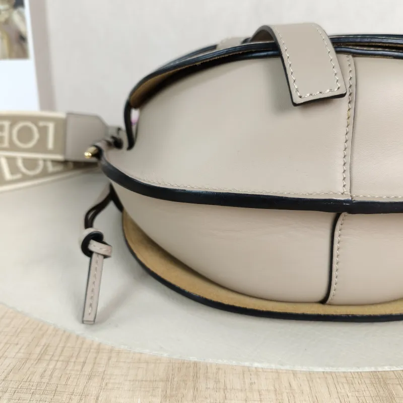 LOEWE Crossbody Bag Gate Calfskin Medium 25 × 11.5 × 19 cm — detail view 10 of 12