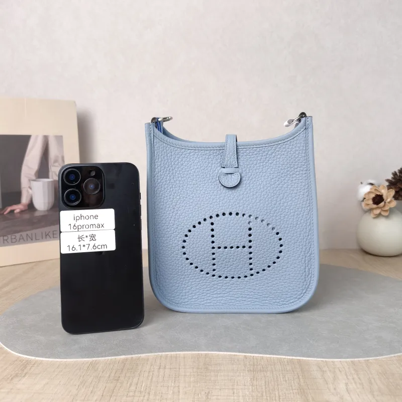 Hermès Crossbody Bag Evelyne Mini 16 Mini 16 J7 Taurillon Clemence TC Calfskin Mini 17 × 5.5 × 18 cm K — cover view 6 of 6