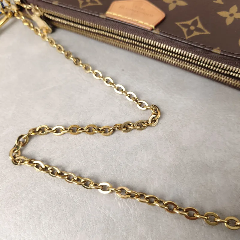 Louis Vuitton Crossbody Bag Multi Pochette Accessoires Shoulder Strap PVC Small 24 × 4 × 13.5 cm — detail view 13 of 16