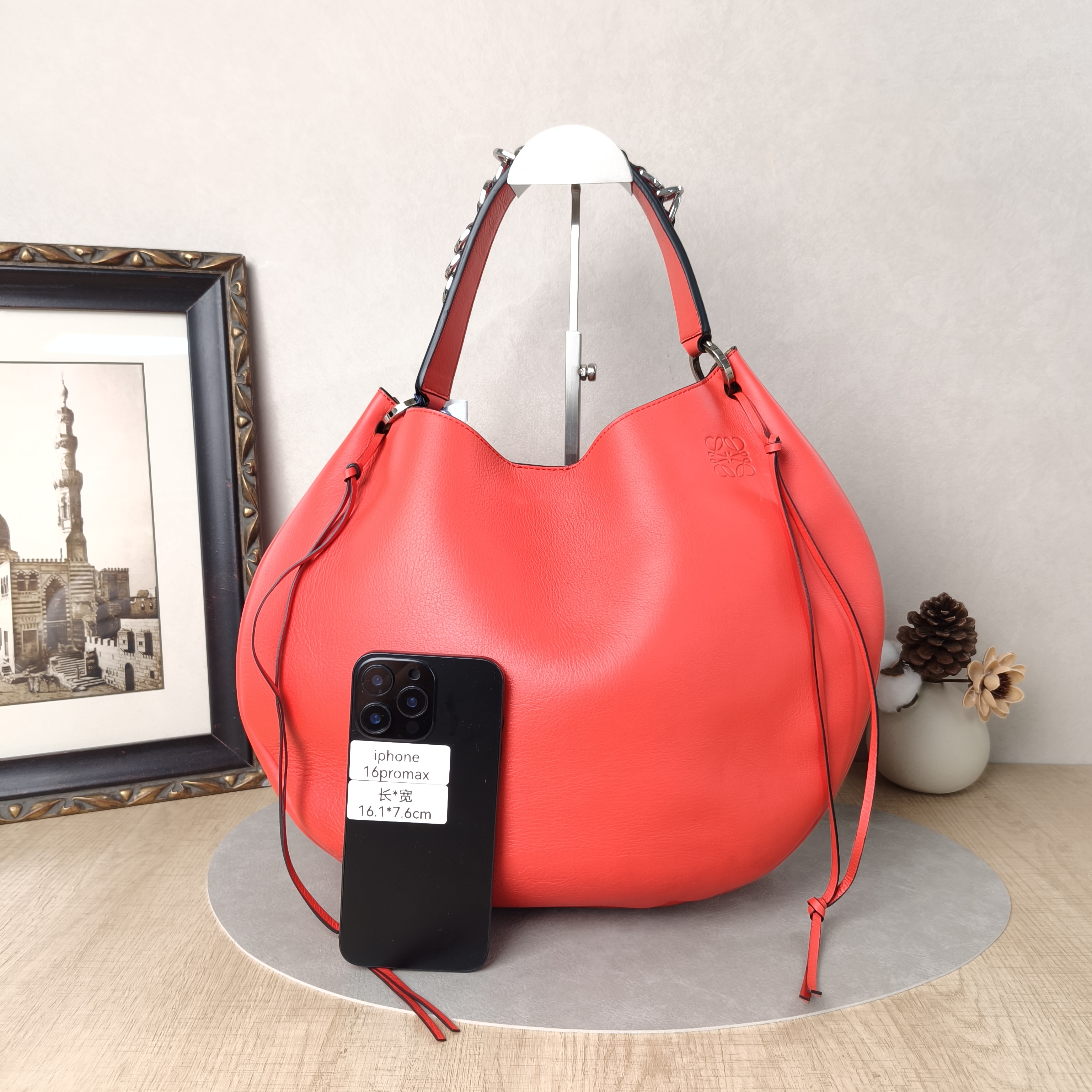 LOEWE Crossbody Bag Crossbody Bag Red Calfskin One Size34 × 9.5 × 28 cm — cover view 5 of 5