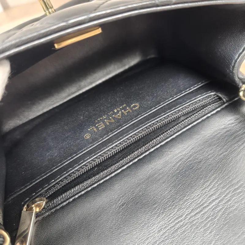 Chanel Crossbody Bag Classic Flap Mini CF Mini Black SL ambskinmini17 × 8 × 13.5 cm — detail view 2 of 15