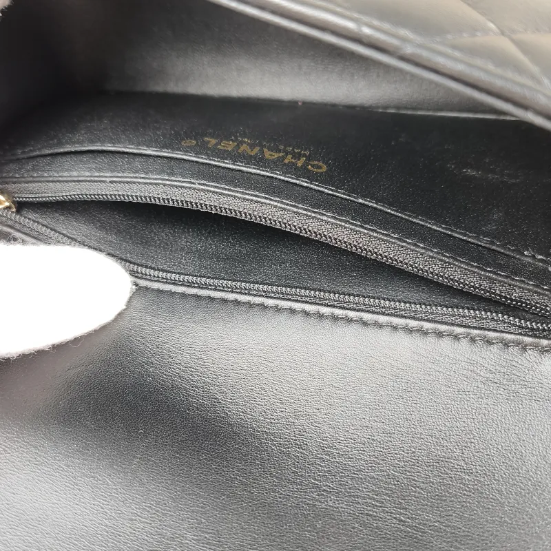 Chanel Crossbody Bag cf mini Edition Black Lambskin mini 20 × 6 × 12 cm — detail view 10 of 16