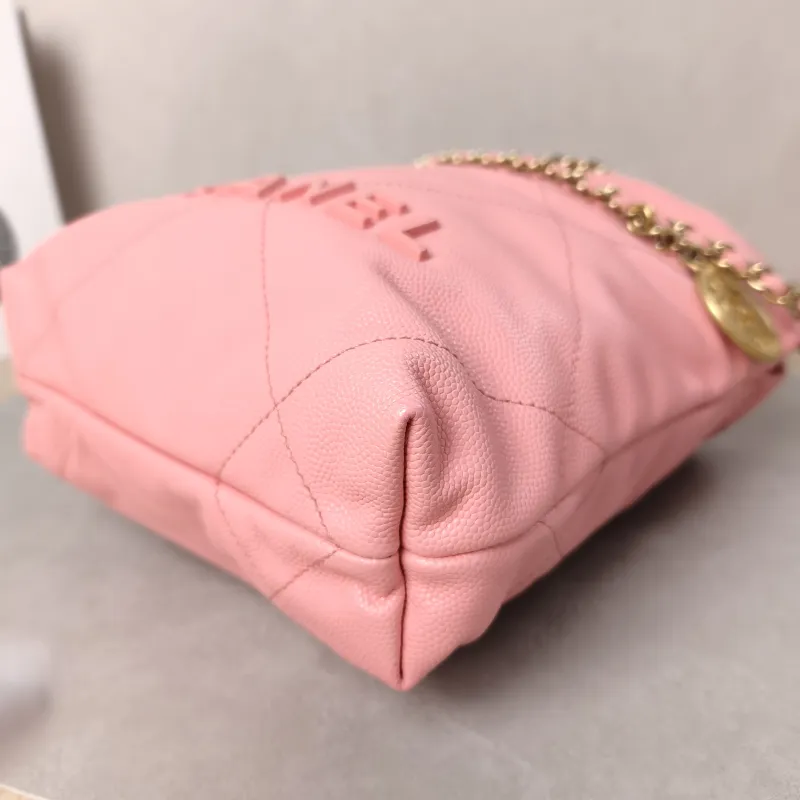 Chanel Shoulder Bag22Bag CC alfskinmini20 × 6 × 19 cm — detail view 2 of 13