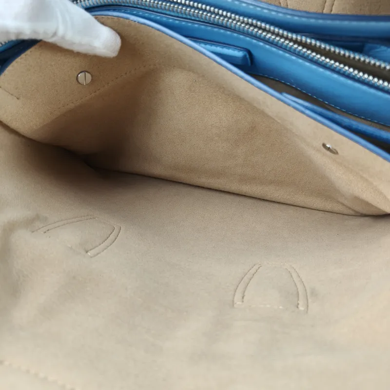 MCM Shoulder Bag Tote Bag Blue Calfskin One Size 31 × 15 × 22 cm — detail view 1 of 15