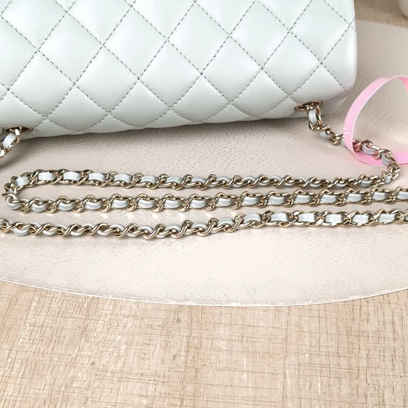 Chanel Crossbody Bag Classic Flap Large Mini CF Mini Green Lambskin C mini 20 × 6 × 12 cm — detail view 11 of 15