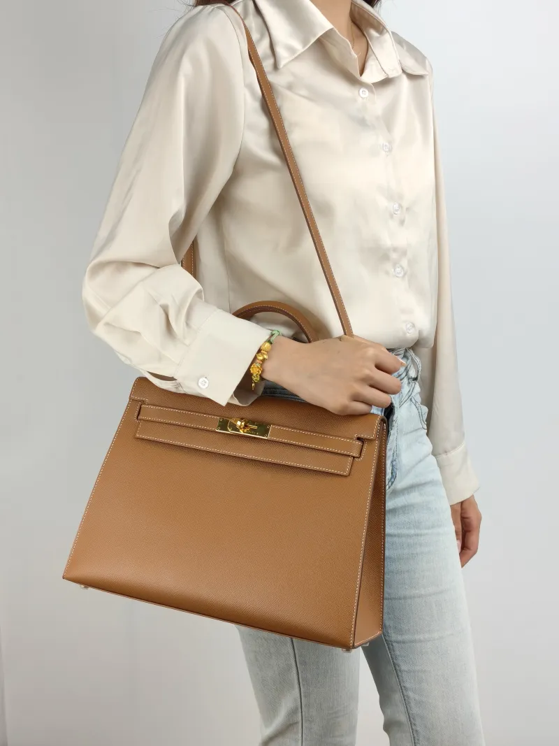 Hermès Shoulder Bag Kelly 32 Gold-Tone Hardware Epsom Calfskin Large 32 × 11 × 23 cm Y — on-model view 2 of 3