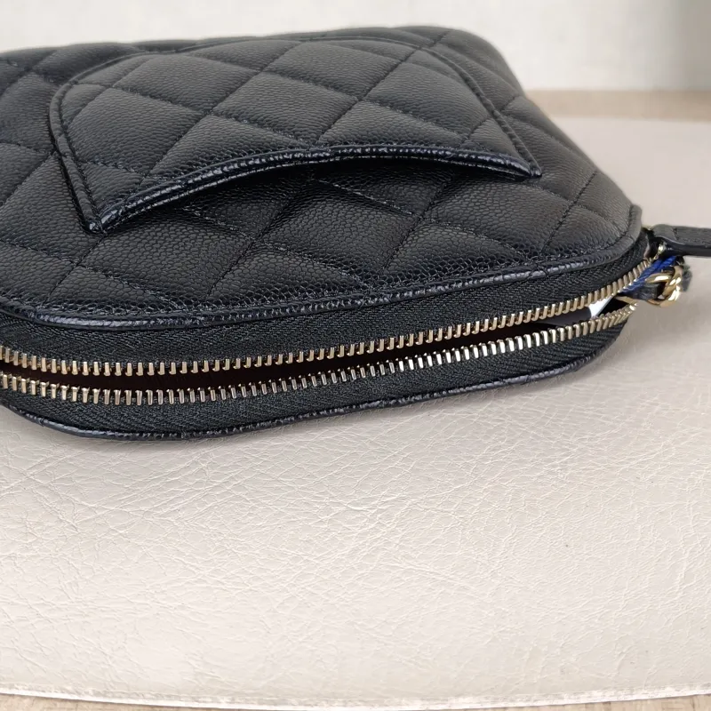Chanel Crossbody Bag Chain Bag Black Grained Calfskin One Size 16 × 2.5 × 11 cm — detail view 8 of 12