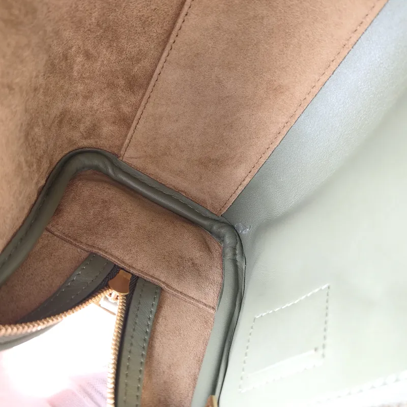 LOEWE Crossbody Bag amazona 23 Green Canvas One Size 24 × 10 × 15 cm — detail view 13 of 13