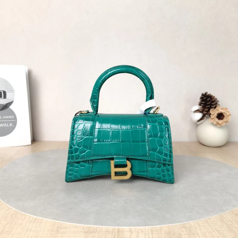 BALENCIAGA Crossbody Bag Hourglass Hourglass Bag Green Calfskinmini19 × 5 × 12 cm
