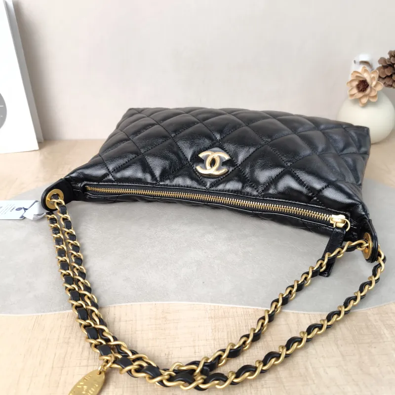 Chanel Shoulder Bag 25s hobo Black Lambskin 32 × 4 × 18 cm — detail view 7 of 11
