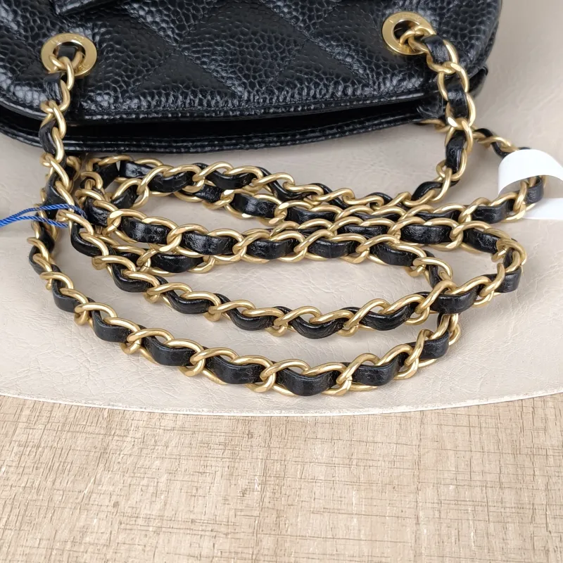 Chanel Crossbody Bag24k Bowling Bag Black Grained Calfskin One Size21 × 9 × 14 cm — detail view 9 of 11