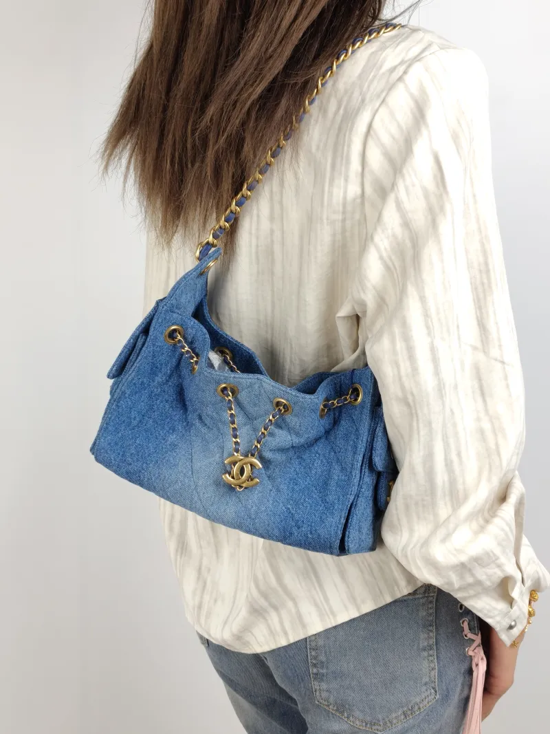 Chanel Crossbody Bag 25Bag Blue Mini 22 × 12.5 × 20 cm — on-model view 1 of 2