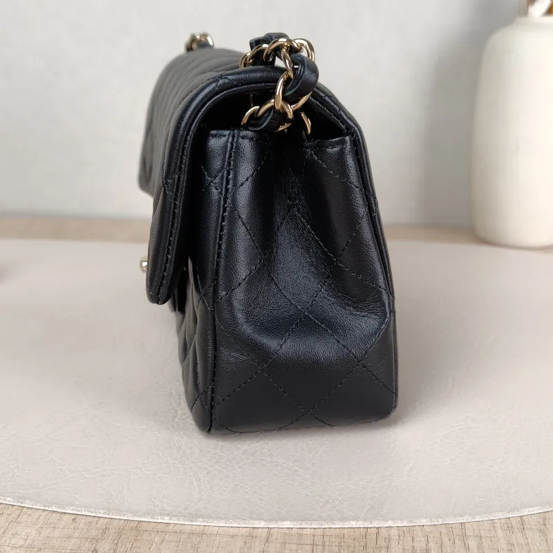 Chanel Crossbody Bag Classic Flap Large Mini CF Mini Black SL ambskin mini 20 × 6 × 12 cm — detail view 3 of 13