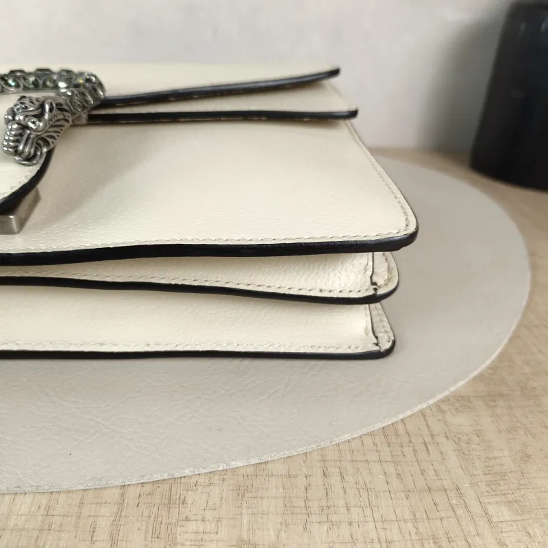 GUCCI Crossbody Bag Dionysus White Calfskin Medium 28 × 9 × 17 cm — detail view 1 of 11