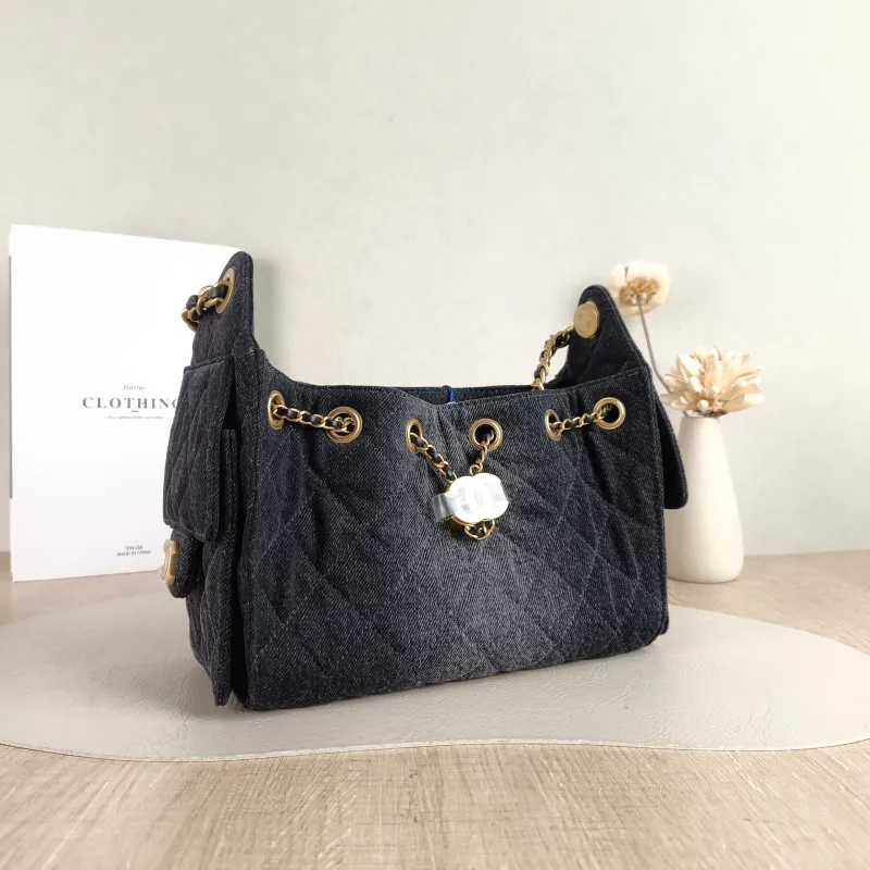 Chanel Crossbody Bag 25Bag Black Mini 22 × 12.5 × 20 cm — cover view 3 of 5